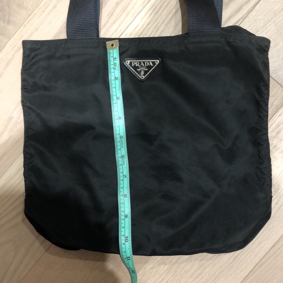 SOLD Authentic nylon Prada shoulder bag - Picture 8 of 10